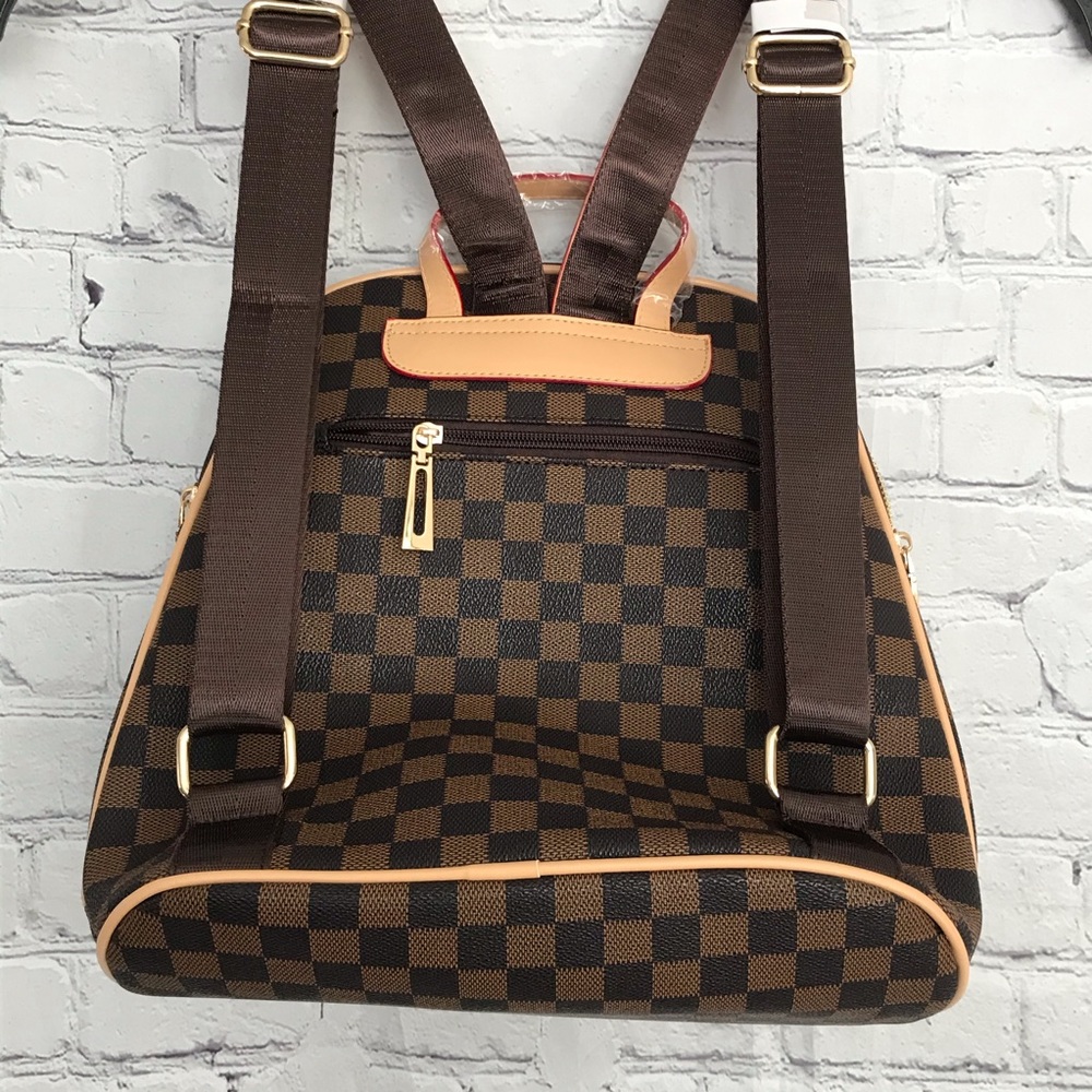 Checkered Backpack - Picture 4 of 9